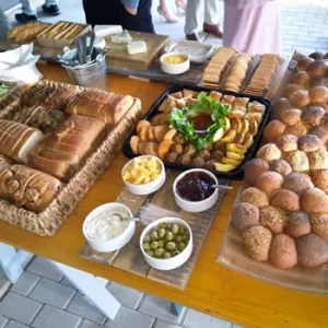 Bread table starter for a spit braai function at a wedding in Paarl, Cape Town, created by SpitMeister